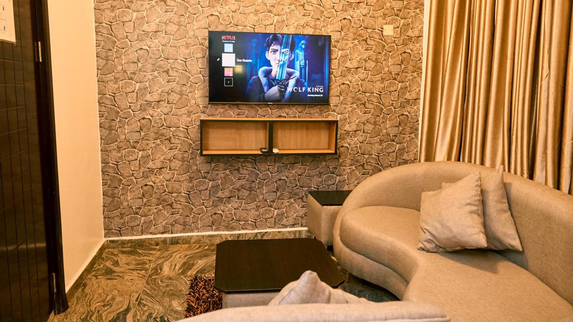Crownedge Hotels Ikeja Luaran gambar